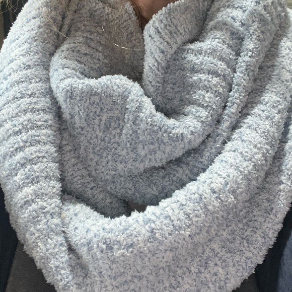 Softies Circle Scarf marshmallow heather spring lake/Infinity scarf - NWT - Picture 8 of 11